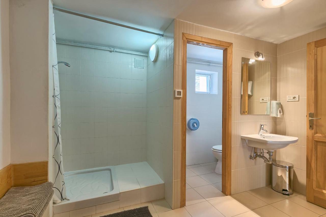 Wellness Apartman Kaiser Пула Екстериор снимка