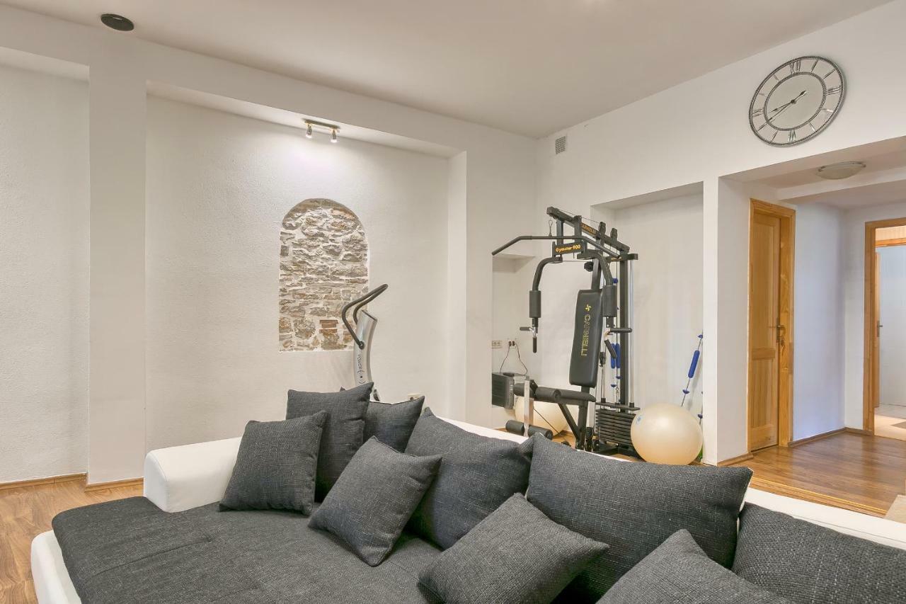 Wellness Apartman Kaiser Пула Екстериор снимка