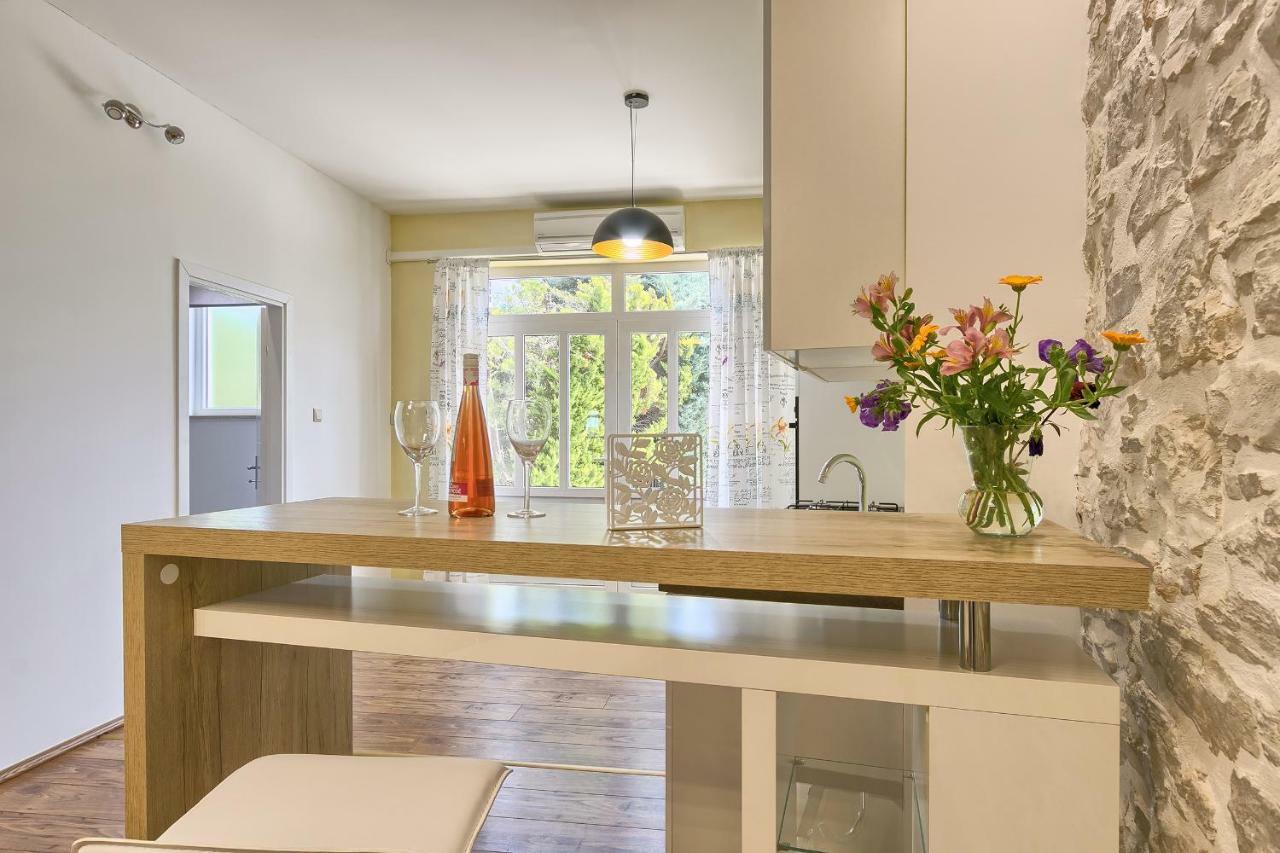 Wellness Apartman Kaiser Пула Екстериор снимка
