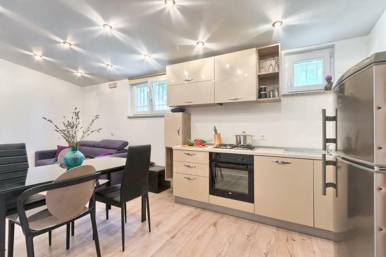 Wellness Apartman Kaiser Пула Екстериор снимка